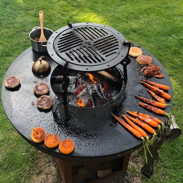 Kepsninė Aukuras Remundi - Carus M 13