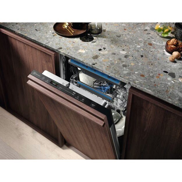 Indaplovė Electrolux KEMC3211L 11