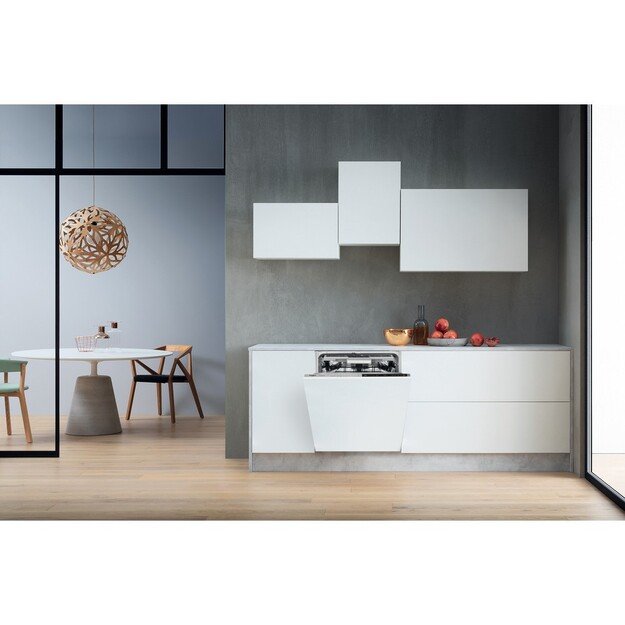 Indaplovė WHIRLPOOL WIP 4O33 PLE S 12