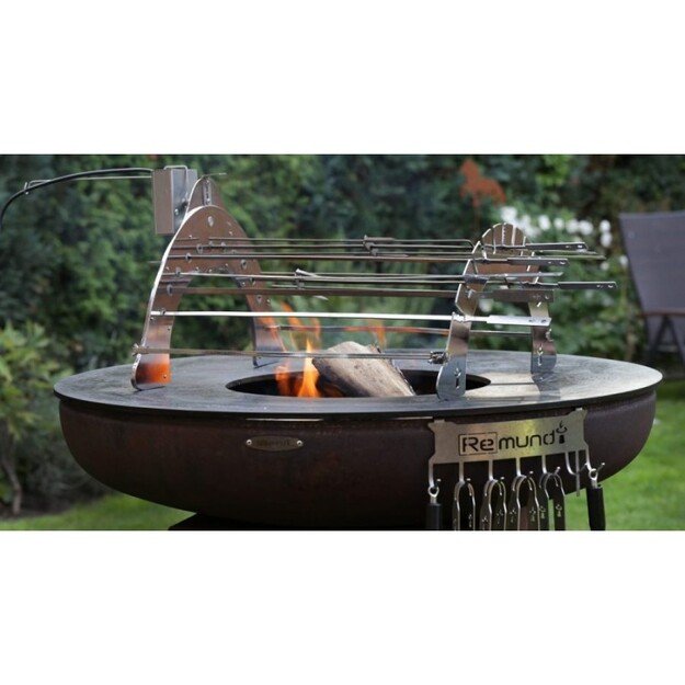 Kepsninė Aukuras Remundi - Carus M 13