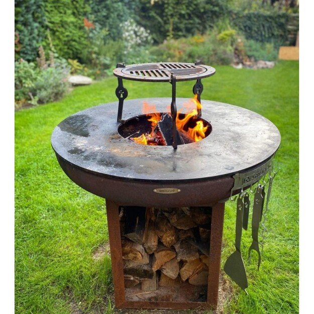 Kepsninė Aukuras Remundi - Carus M 4