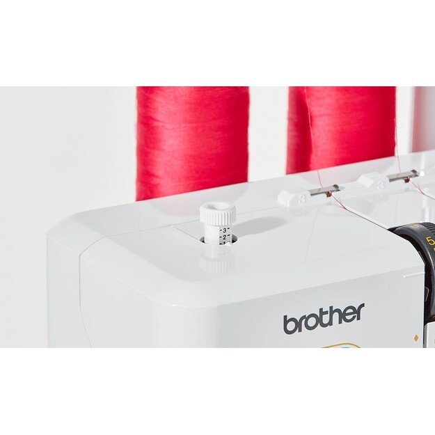 Plok&scaron;čiasiūlė siuvimo ma&scaron;ina BROTHER CV3440 4