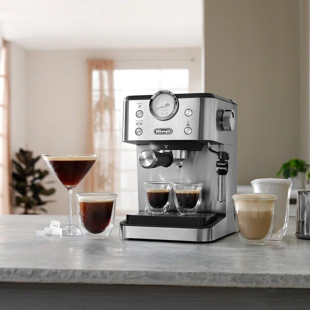 Kavos aparatas DeLonghi EM450.M Linea 4