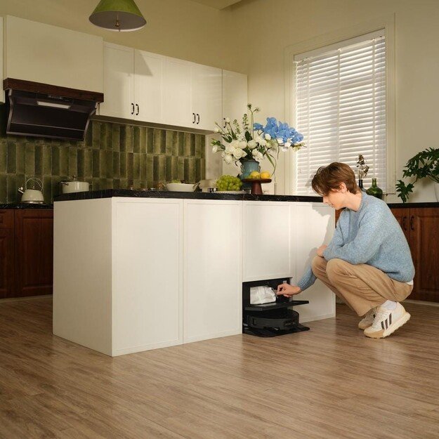 Robotas dulkių siurblys ROBOROCK SAROS 10, juodas 6