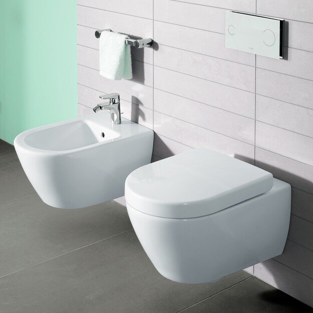 Pakabinamas klozetas Villeroy & Boch Subway 2 Direct Flush su slim Soft Close dangčiu ir CeramicPlus