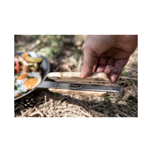 Medinis rankenos laikiklis Petromax kalto plieno keptuvėms 2