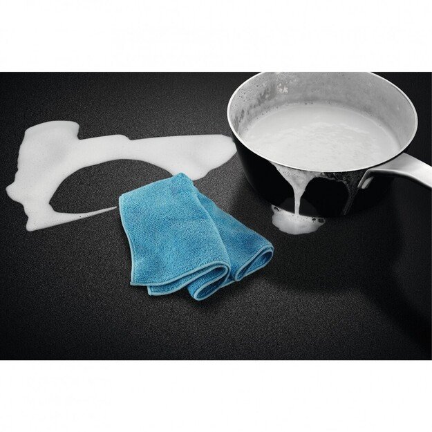 Įmontuojama indukcinė kaitlentė Electrolux EIS62453IZ 1