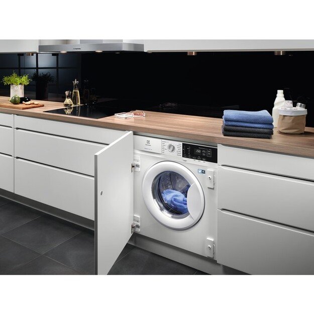 Įmontuojama skalbimo ma&scaron;ina su garų programa Electrolux EWN7F447WI 2